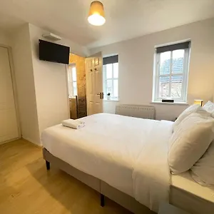 Cosy With En-suite In Greenwich London
