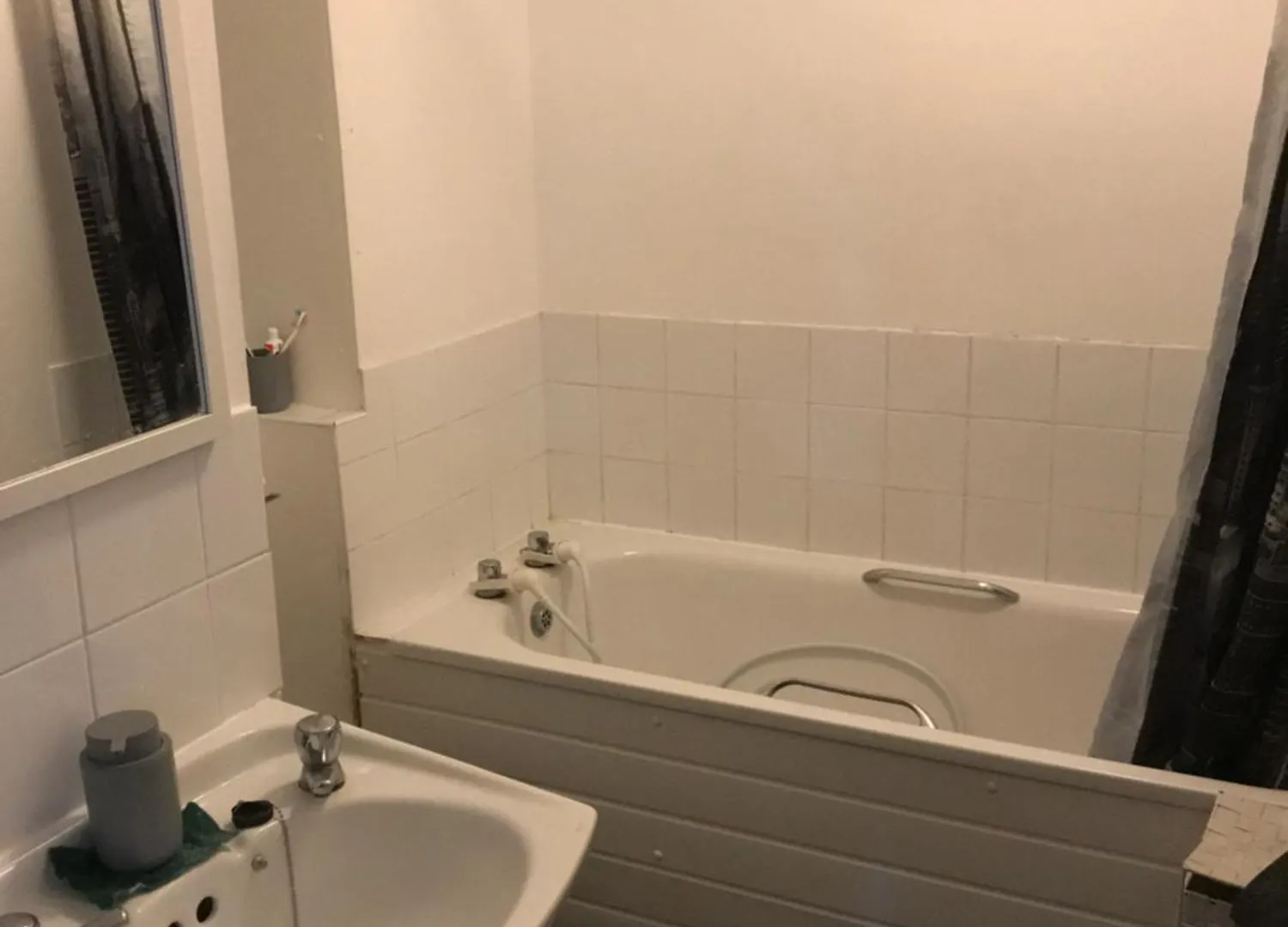 Simple Room Stay London