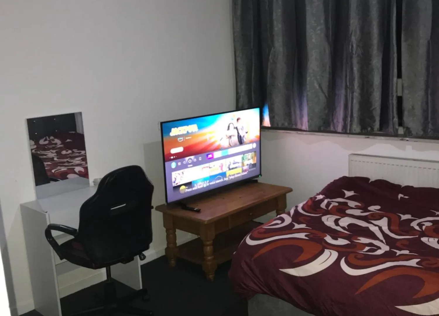 Simple Room Stay London Homestay